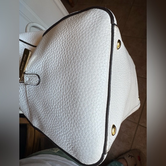 Michael Kors White Pebbled Leather with Gold Accents Satchel - Picture 4 of 16